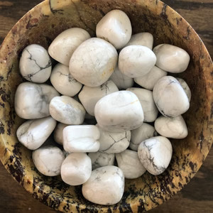 Howlite