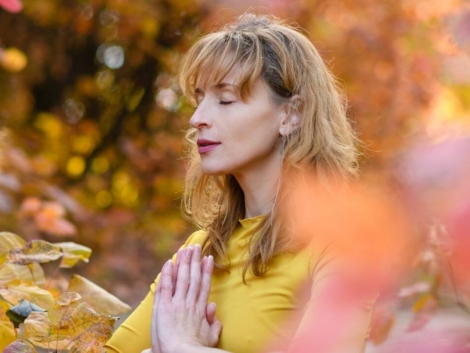 When Do People Need Reiki the Most? Understanding Seasonal Energy and Emotional Shifts